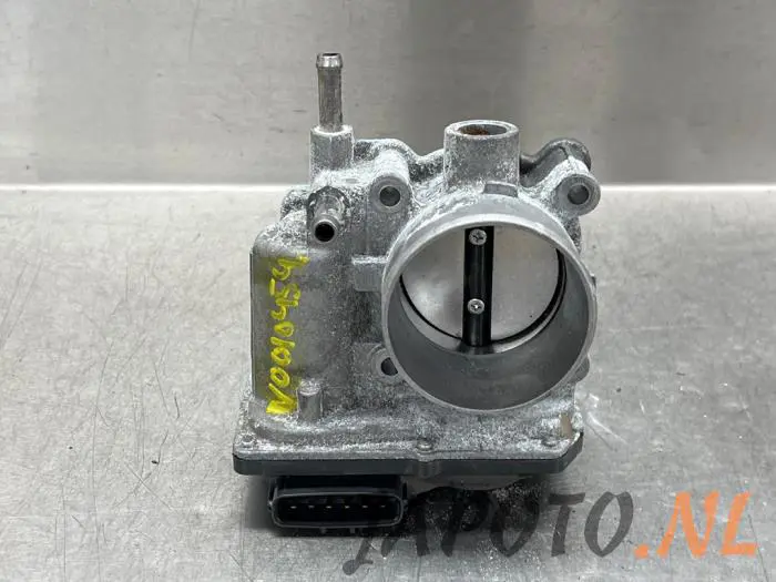 Throttle body Toyota Avensis