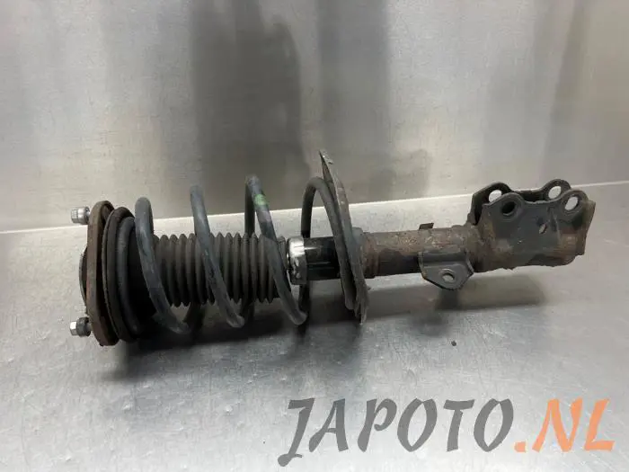 Front shock absorber rod, left Toyota Avensis