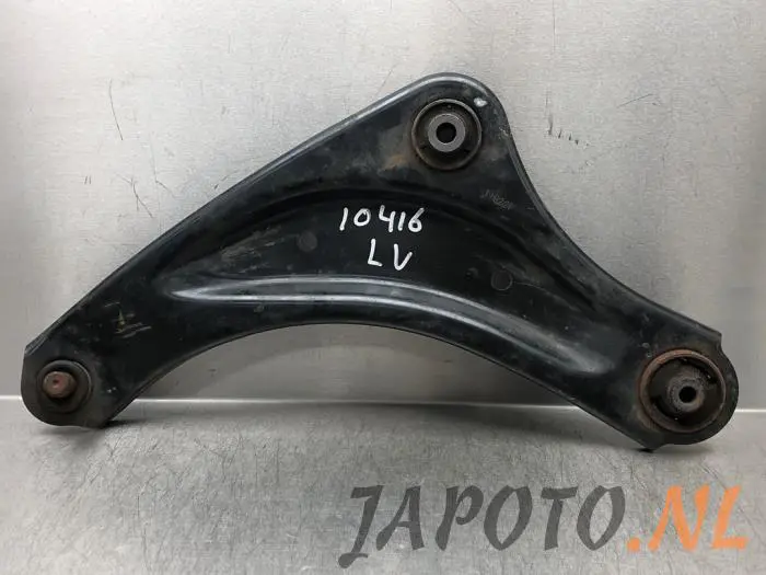 Front upper wishbone, left Nissan Juke