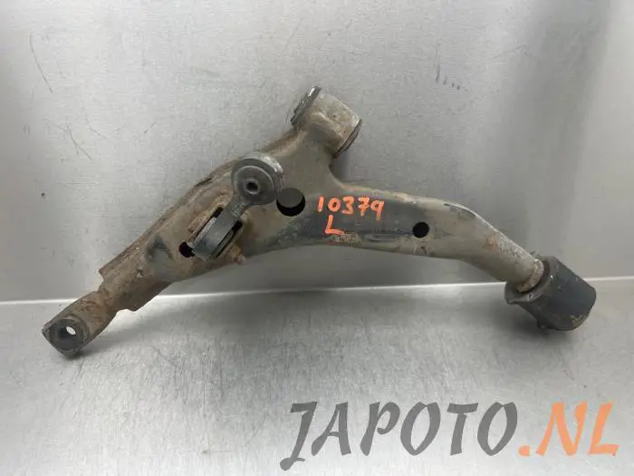 Front upper wishbone, left Hyundai Atos