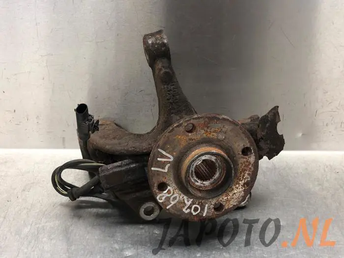 Front wheel hub Toyota Aygo