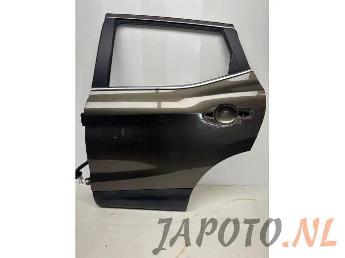 Rear door 4-door, left Nissan Qashqai+2