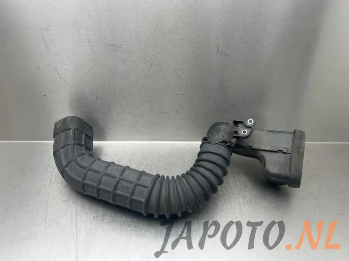 Air intake hose Suzuki Ignis