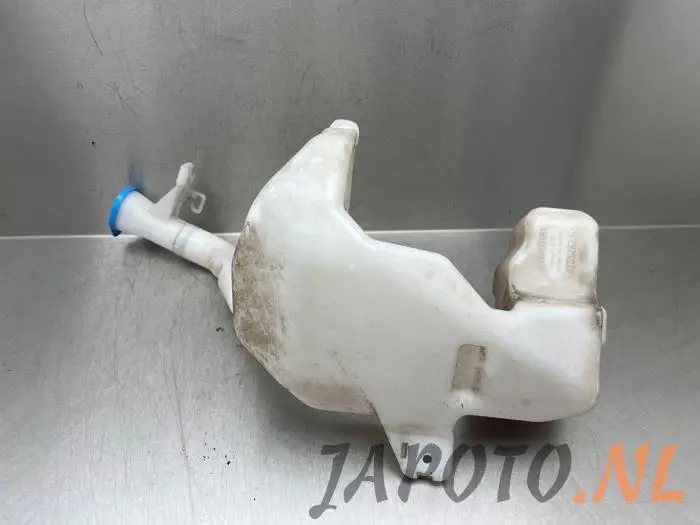 Front windscreen washer reservoir Honda Jazz