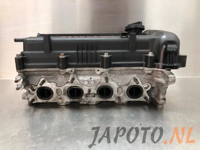 Cylinder head Kia Venga