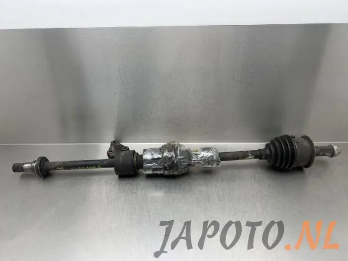 Front drive shaft, right Suzuki Swift