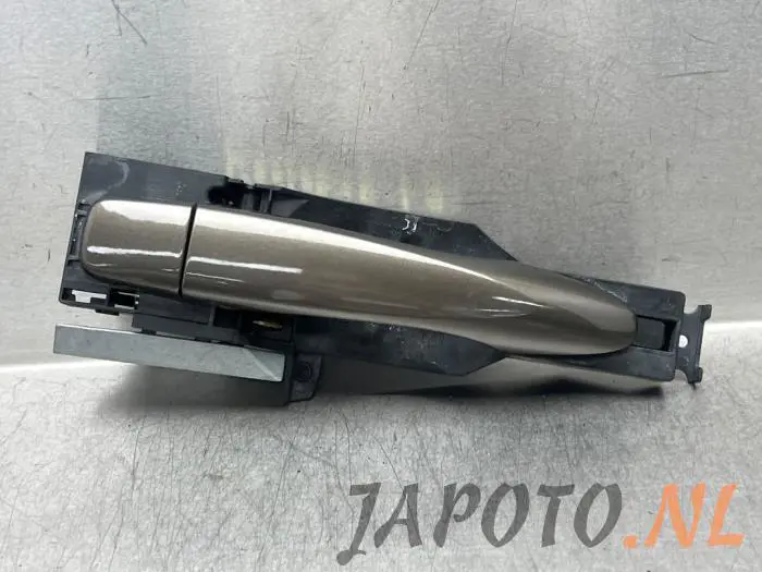 Rear door handle 4-door, left Nissan Qashqai