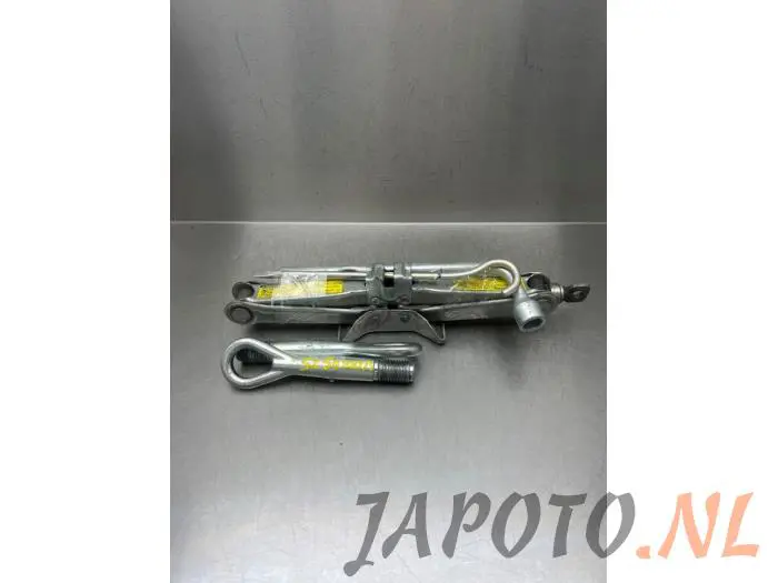 Jack set Nissan Qashqai+2