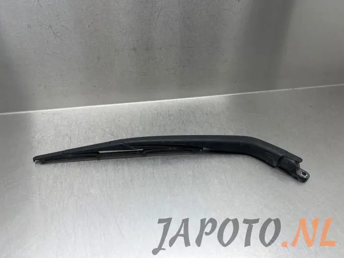 Rear wiper arm Toyota Yaris