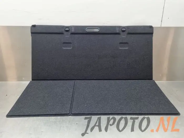 Floor panel load area Toyota Yaris