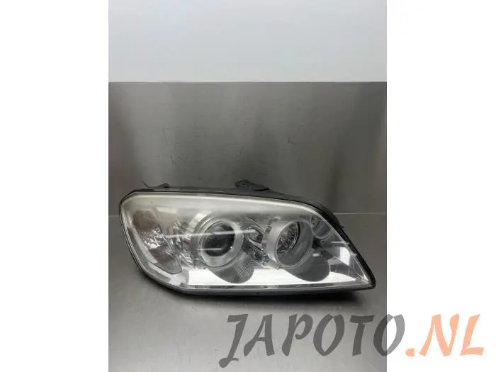 Headlight, right Chevrolet Captiva