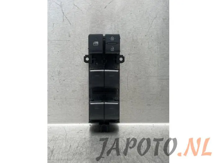 Multi-functional window switch Toyota Corolla