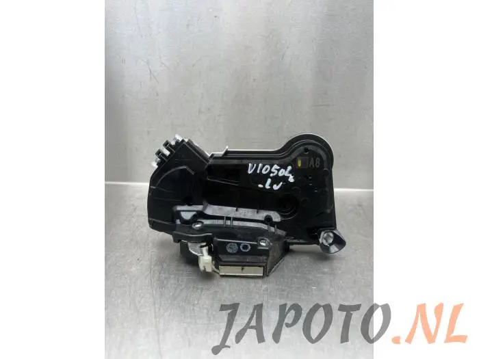 Door lock mechanism 4-door, front left Toyota Corolla