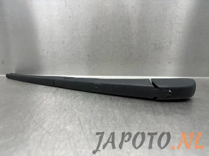 Rear wiper arm Toyota Corolla