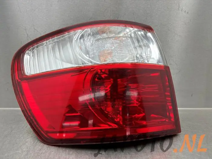 Taillight, left Toyota Avensis Verso