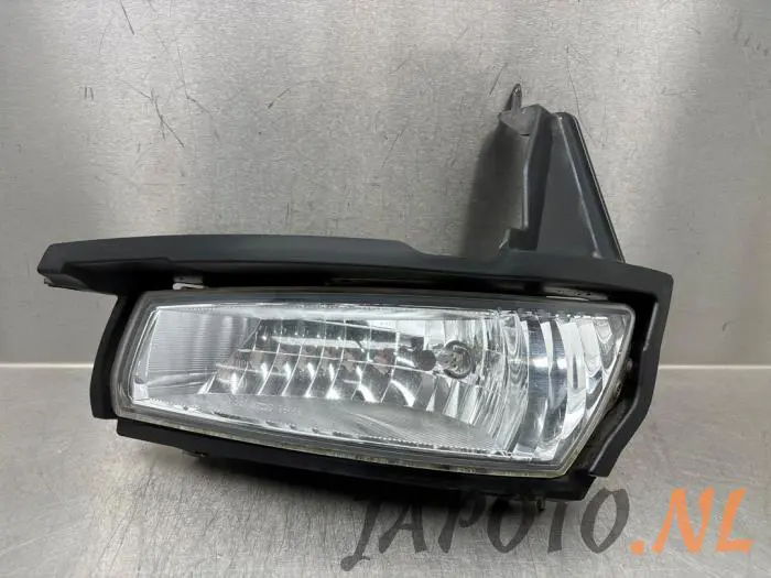 Fog light, front left Toyota Avensis Verso