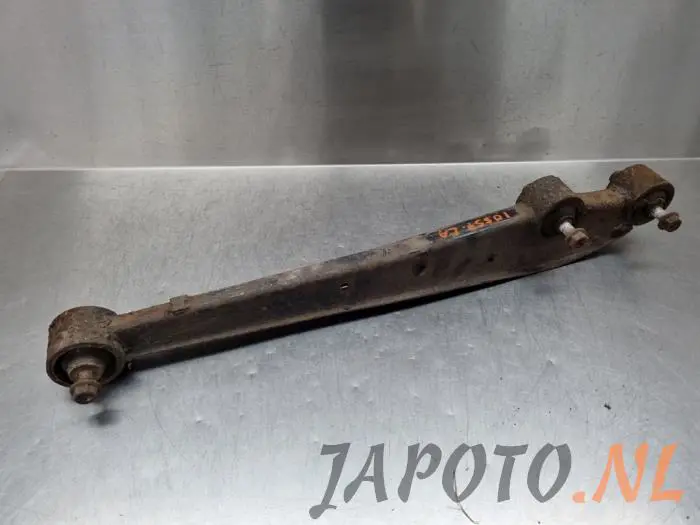 Rear lower wishbone, left Suzuki Alto