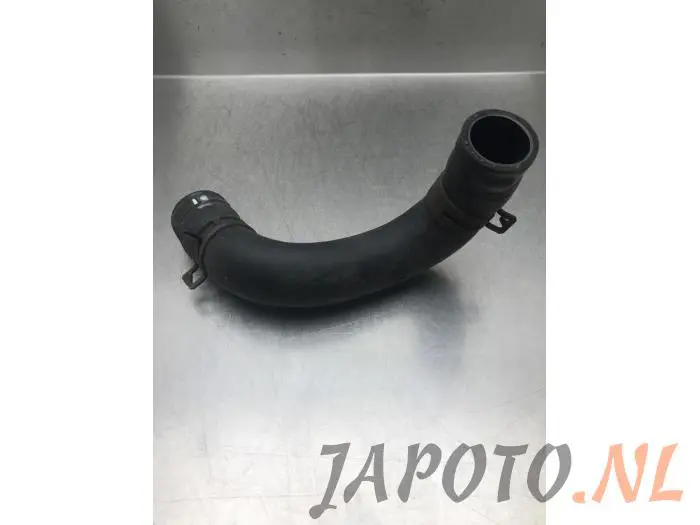 Air intake hose Kia Venga