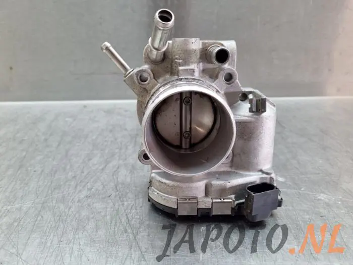 Throttle body Kia Venga