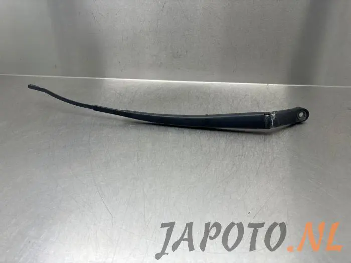 Front wiper arm Toyota Yaris