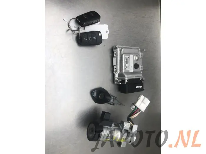 Ignition lock + computer Kia Venga