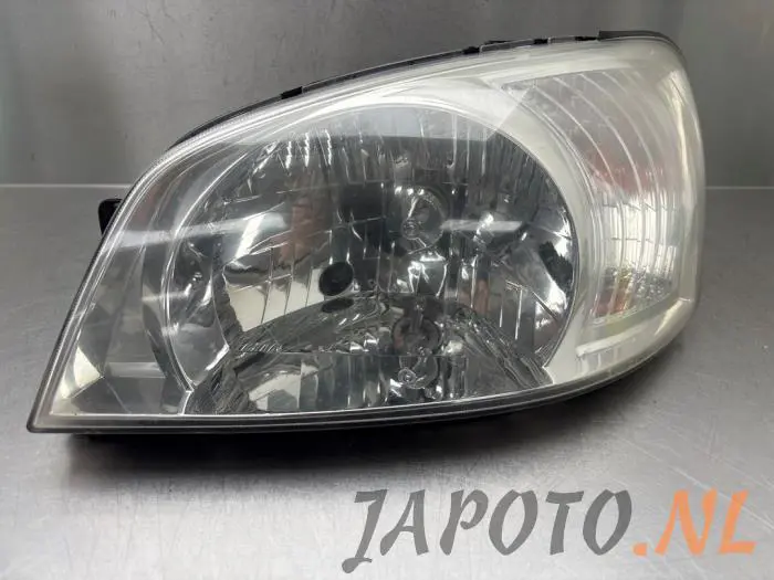 Headlight, left Hyundai Getz