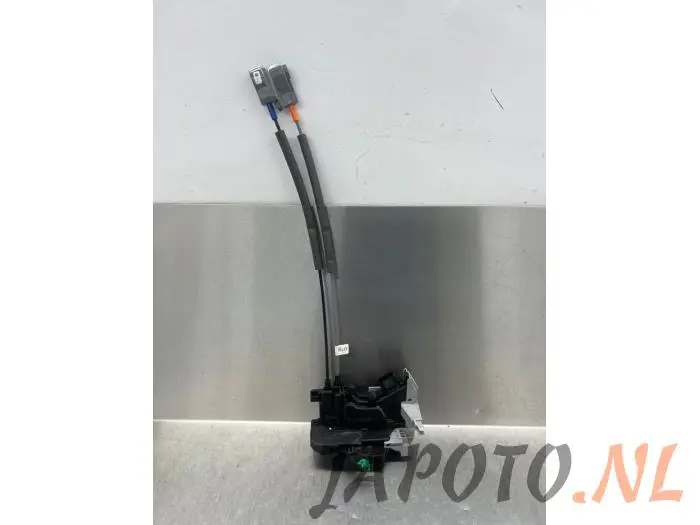 Rear door lock mechanism 4-door, left Hyundai Kona