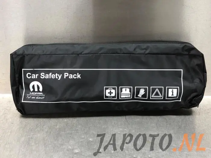 First aid kit Hyundai Kona