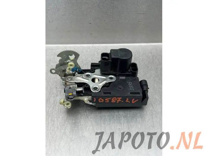 Door lock mechanism 4-door, front left Chevrolet Spark