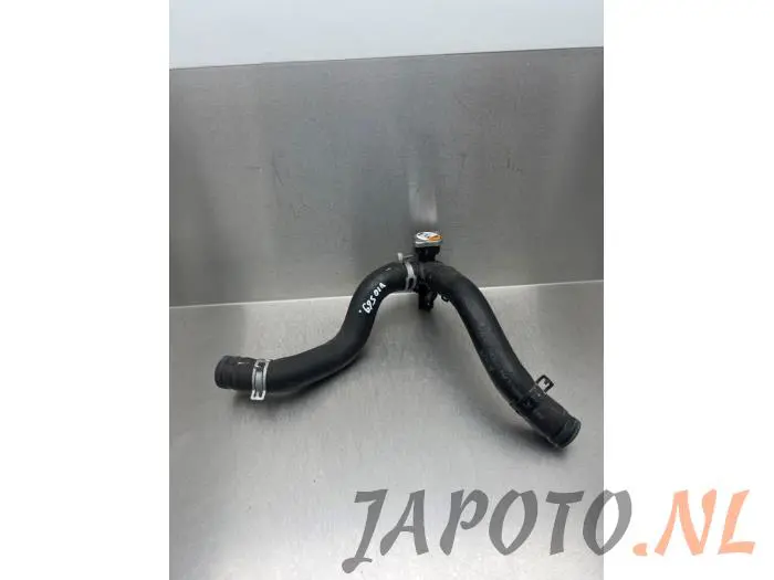 Radiator hose Kia Cee'D