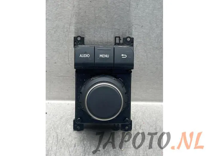 Navigation control panel Lexus IS 300