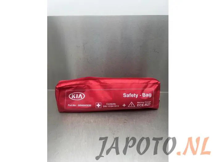 First aid kit Kia Niro