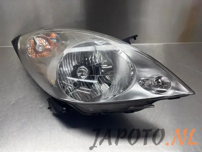 Headlight, right Chevrolet Spark