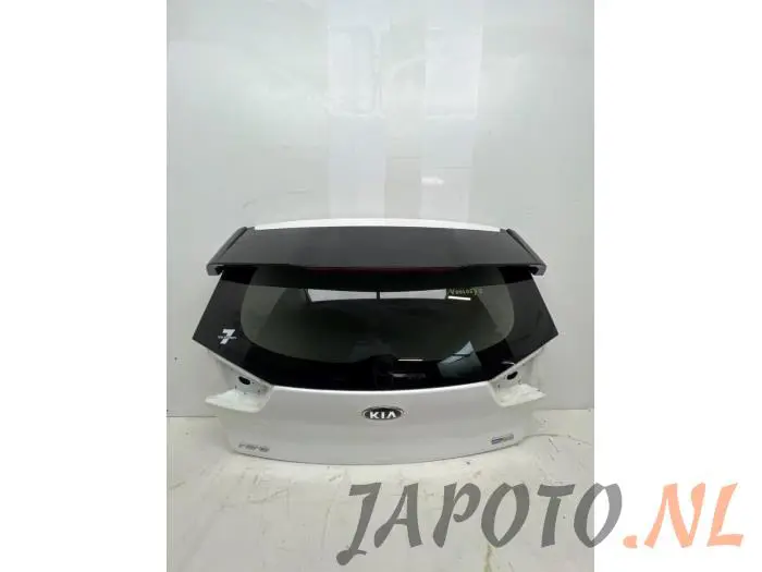 Tailgate Kia Niro