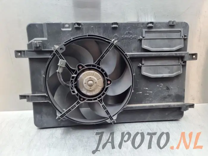 Cooling fans Mitsubishi Colt