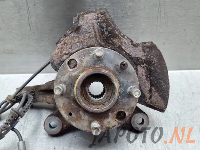 Front wheel hub Chevrolet Spark