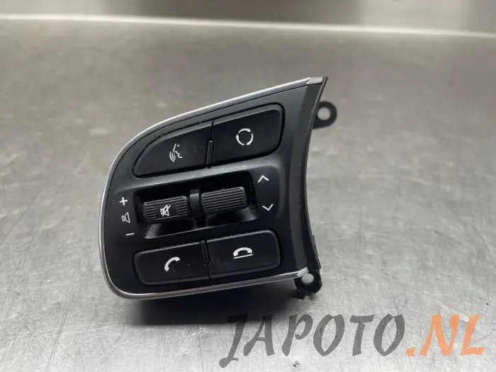 Steering wheel switch Kia Niro