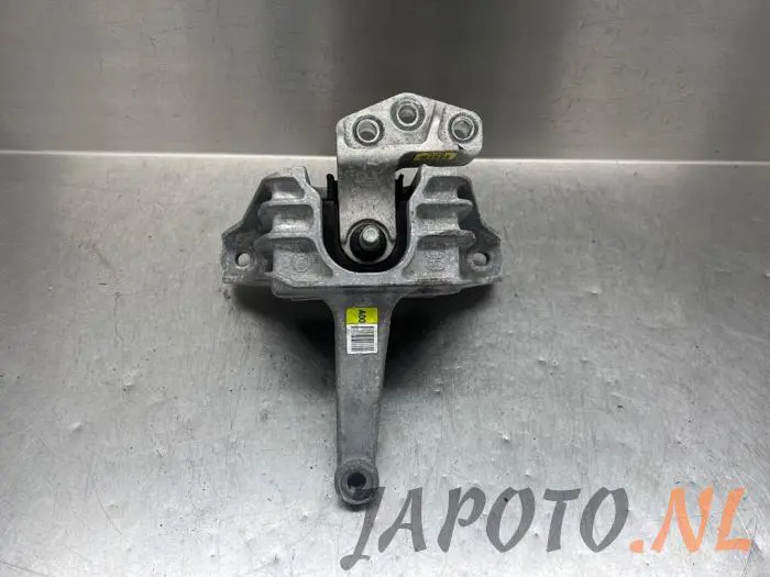 Engine mount Kia Niro