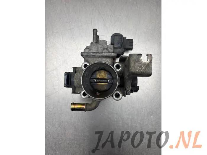 Throttle body Suzuki Swift