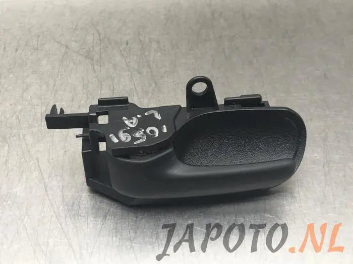 Rear door handle 4-door, left Toyota Aygo