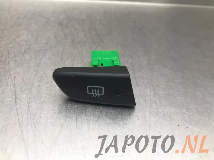 Rear window heating switch Toyota Aygo