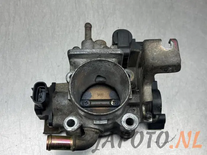 Throttle body Suzuki Swift