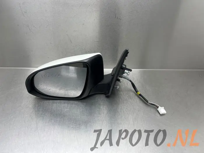 Wing mirror, left Toyota Auris