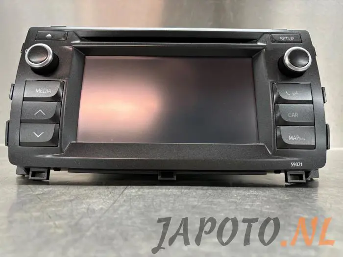 Radio CD player Toyota Auris