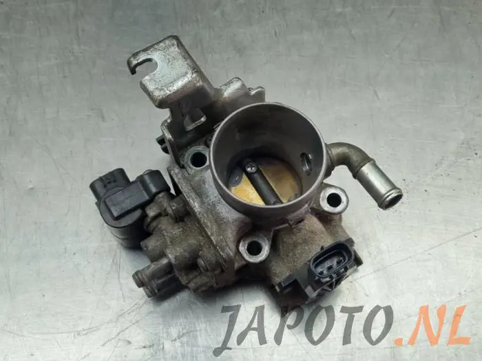 Throttle body Suzuki Swift