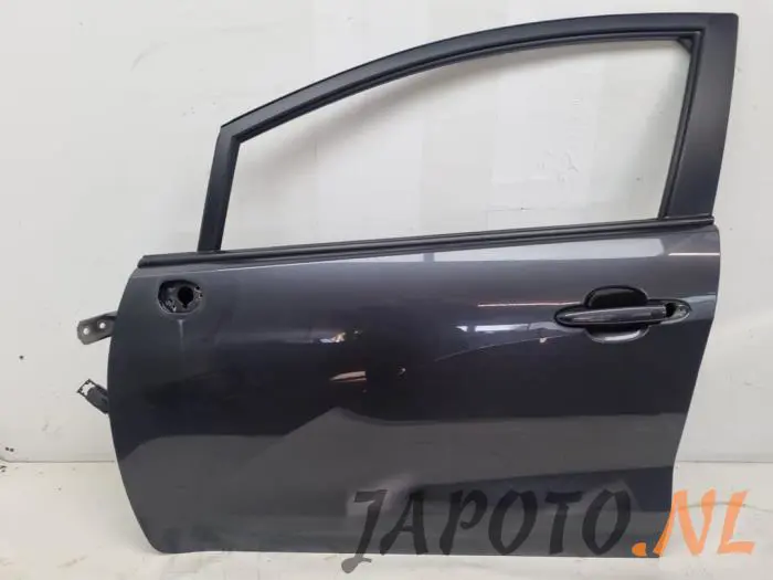 Door 4-door, front left Kia Rio