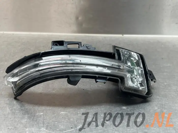 Indicator mirror right Nissan Juke