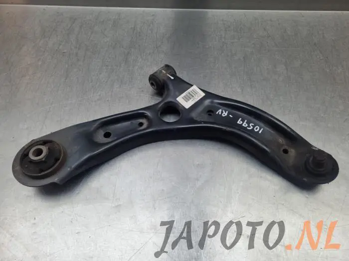 Front lower wishbone, right Kia Picanto