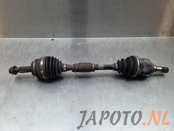 Front drive shaft, left Toyota Corolla Verso