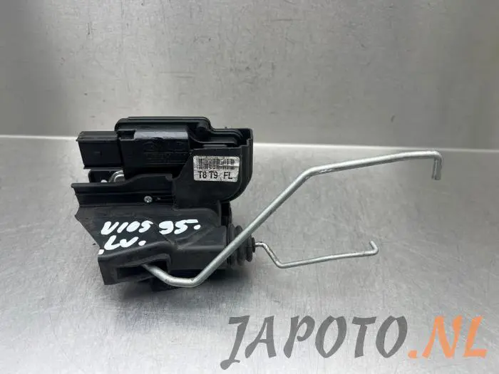 Door lock mechanism 4-door, front left Kia Picanto